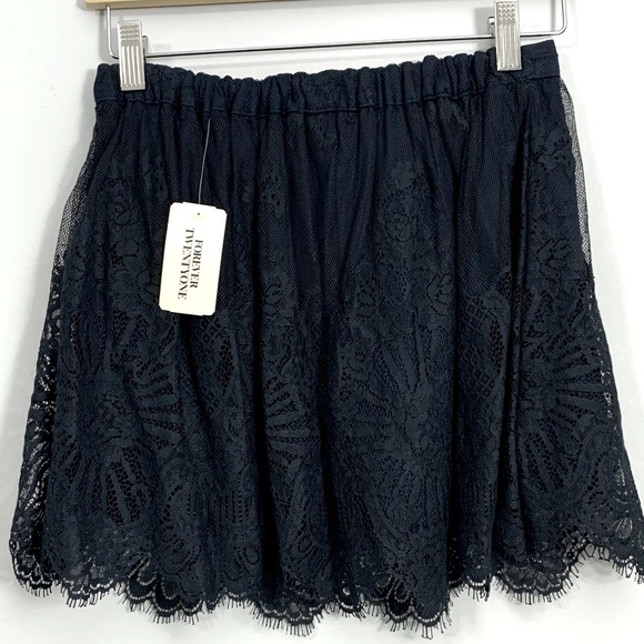 NWT Forever 21 Black Lace Skater Skirt - Picture 4 of 11